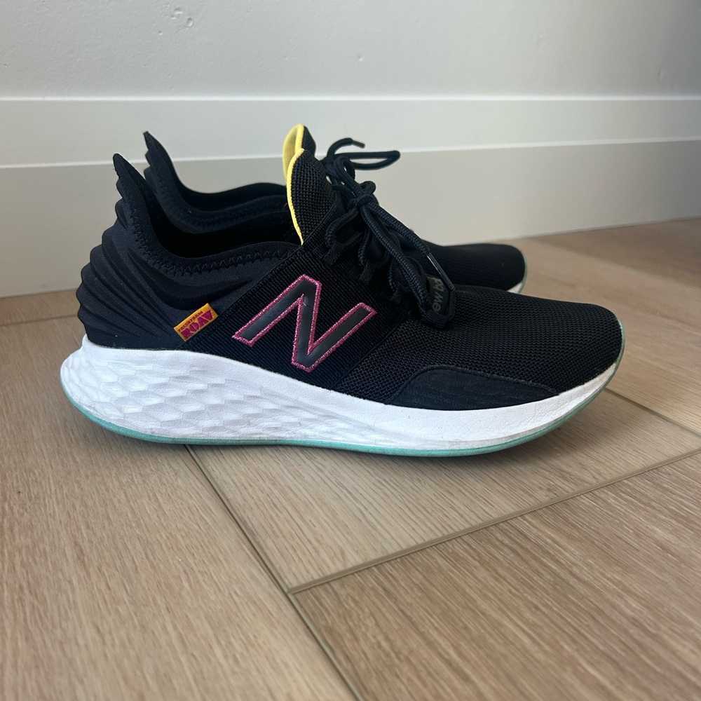 New Balance Fresh Foam Roav Black with Pink Accents
